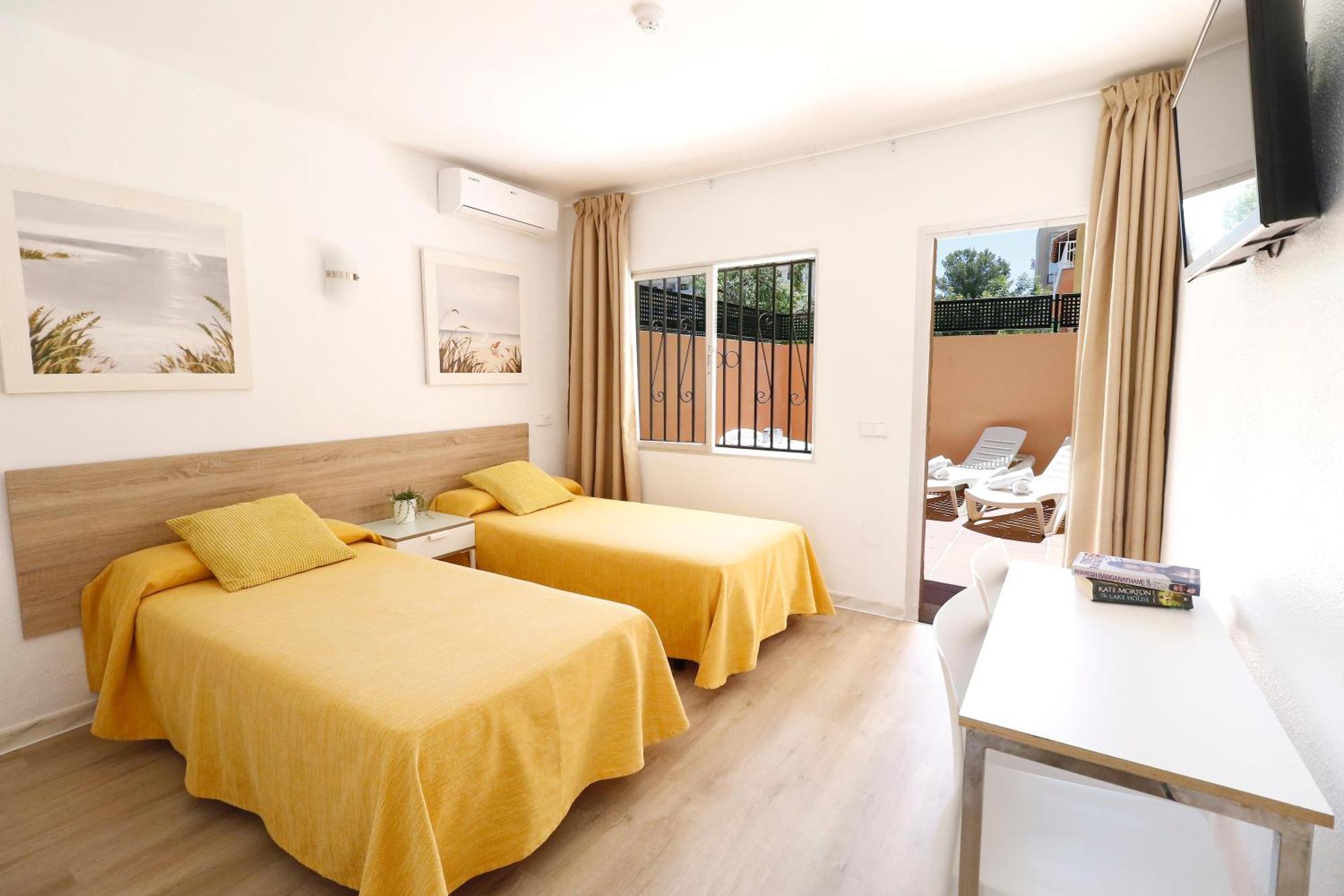 Naika Studios & Apartments Palma Nova  Luaran gambar