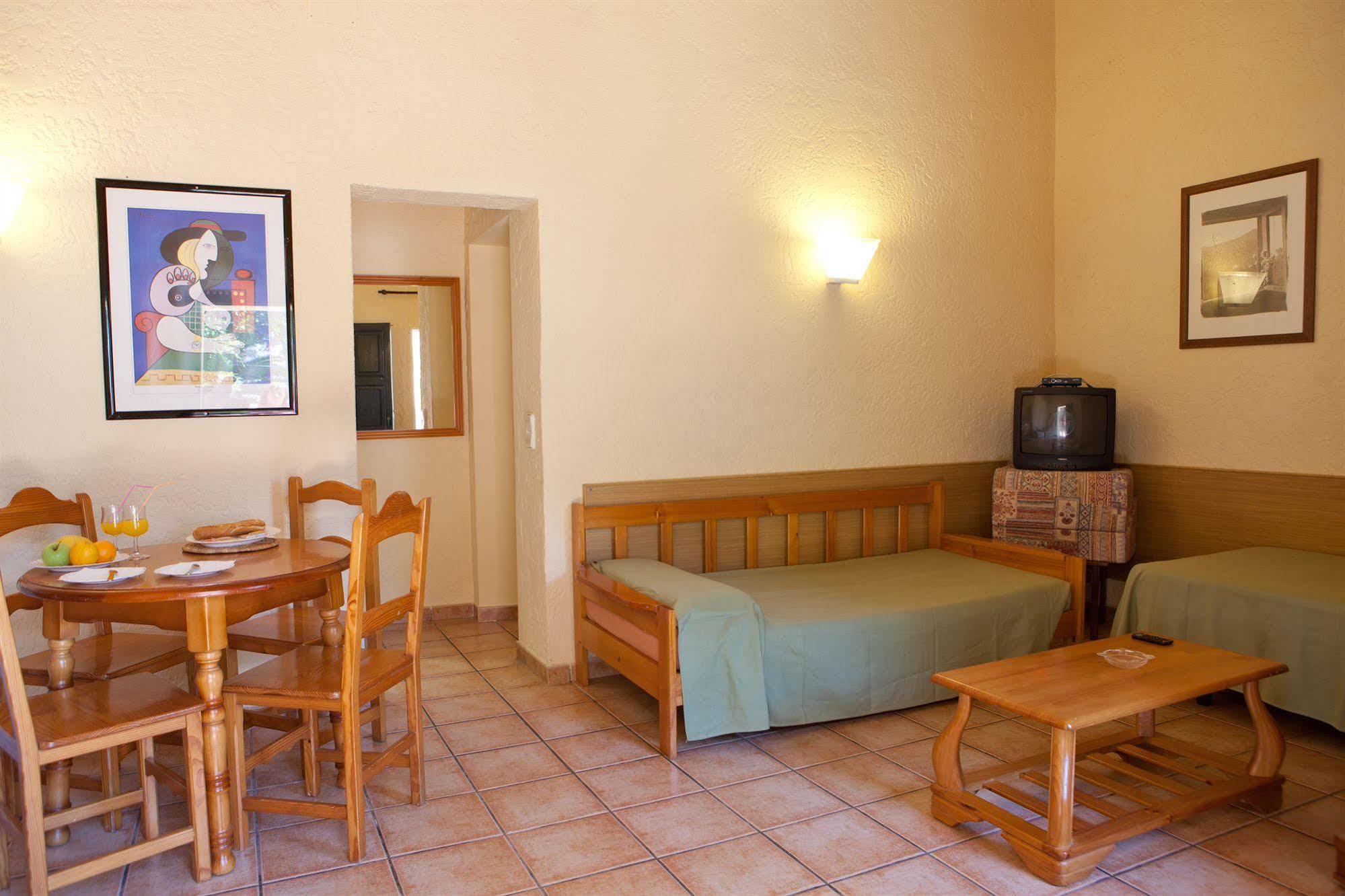 Naika Studios & Apartments Palma Nova  Luaran gambar