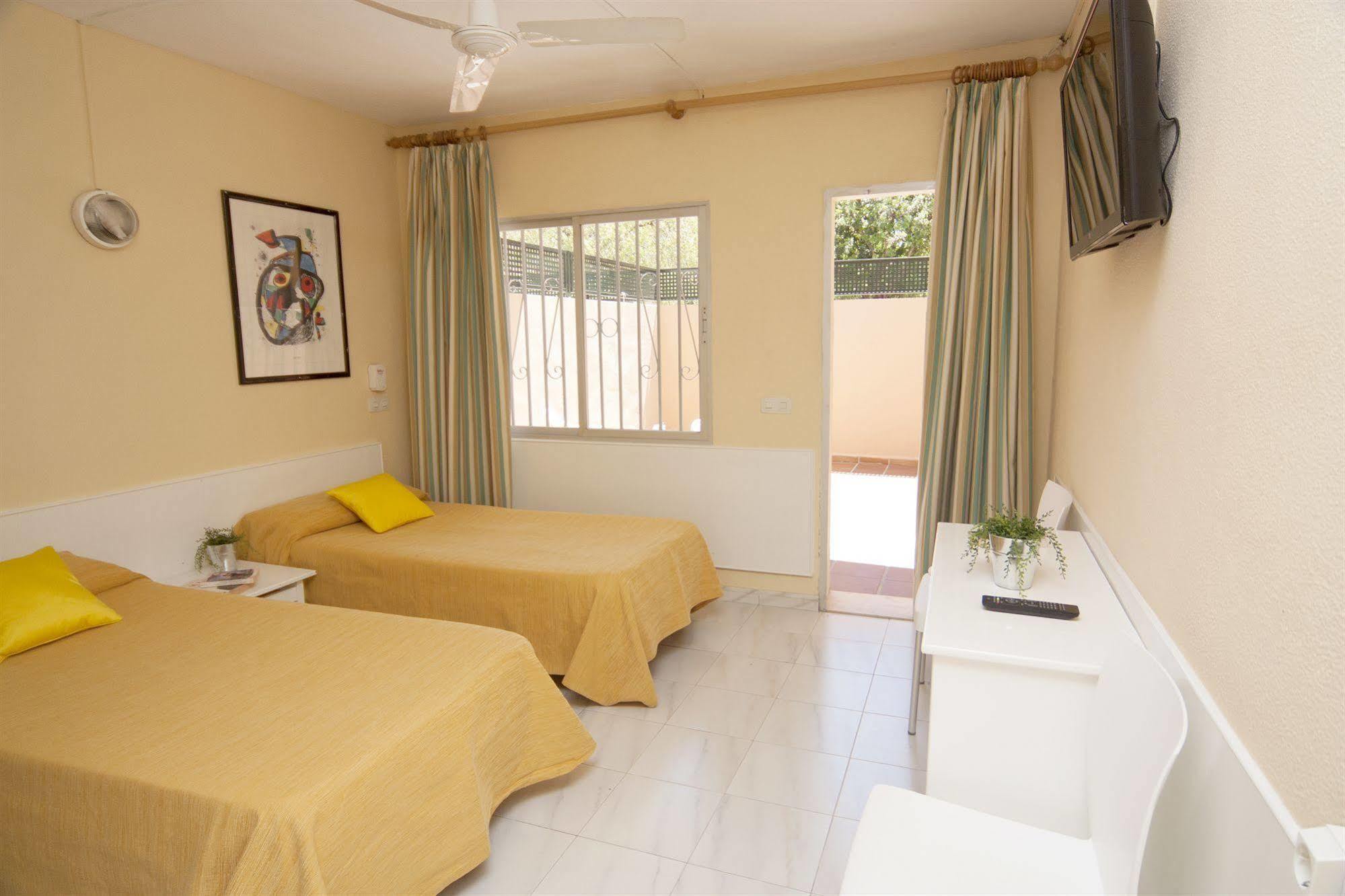 Naika Studios & Apartments Palma Nova  Luaran gambar